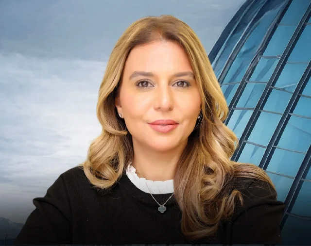 Portrait of author Rasha Oudeh